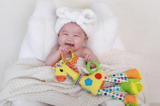 玉环宝宝为什么会吐奶 玉环宝宝为什么会吐奶